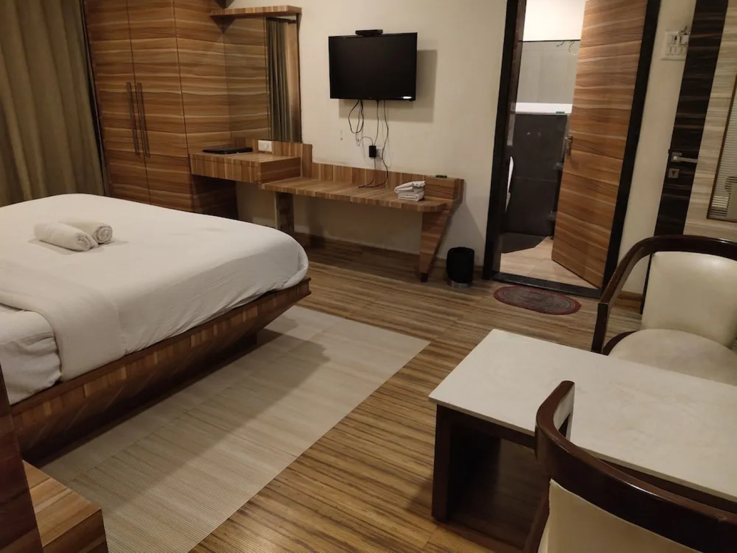 Hotel Praveen International