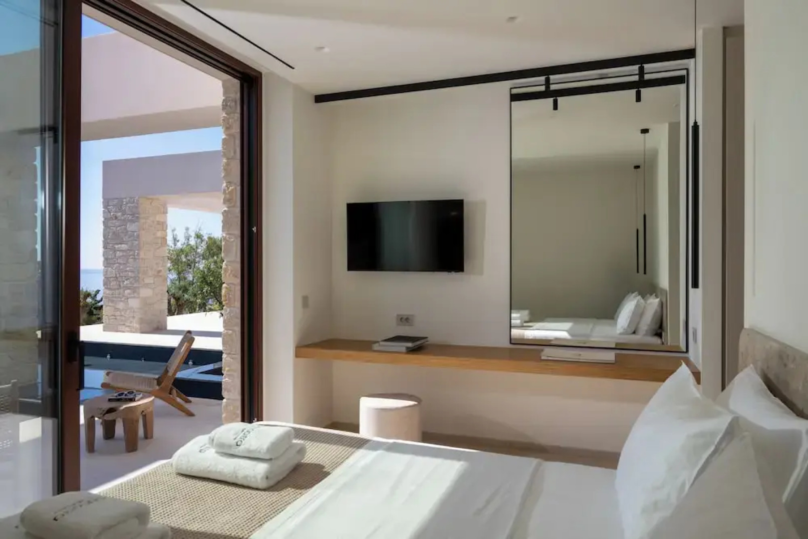 Seanatra Luxury Villas