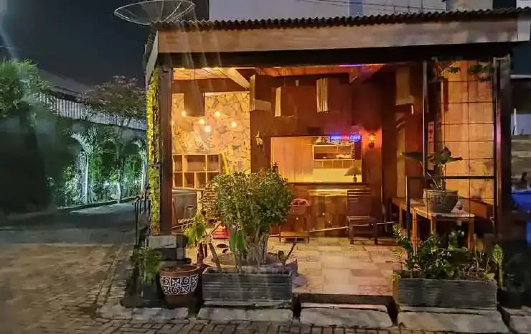 Mirabell Hotel & Convention Hall