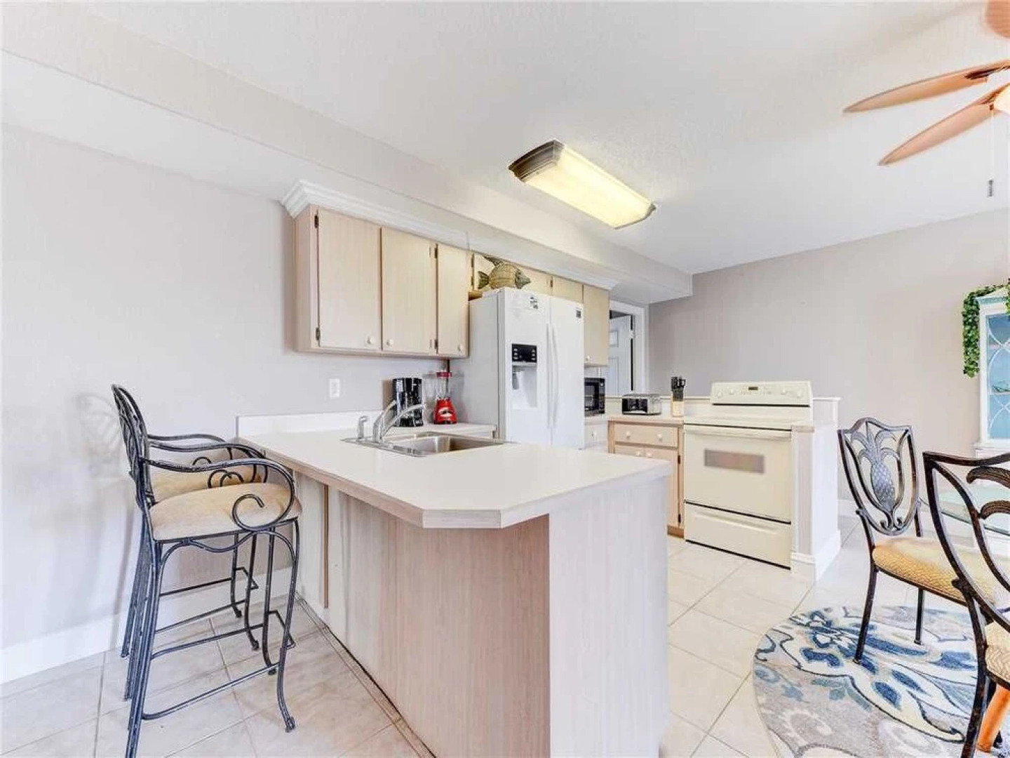 Sea Forever Ground Floor, 2 Bedrooms, Ocean Views, Sleeps 6