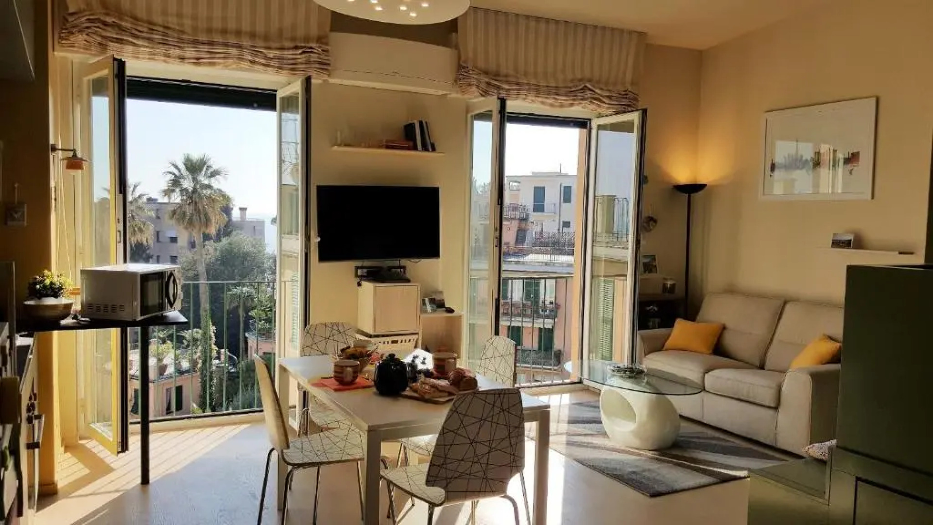 Les Citrons by Holiday World