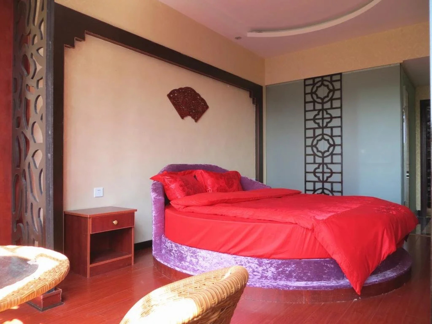 Fenghuang Ruyi Hostel