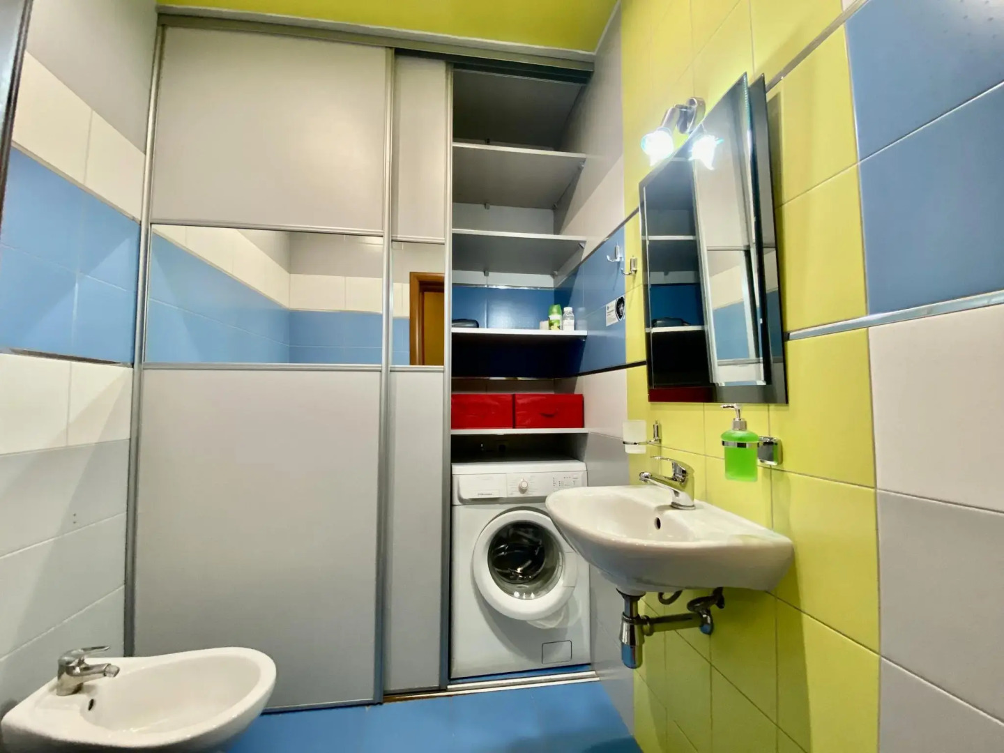 Compass (Компасс) на улице Первомайская