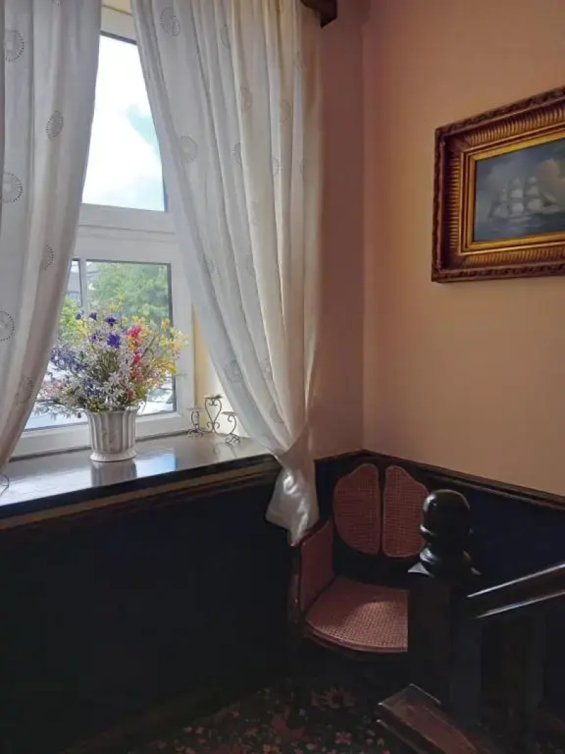 Buggle's Pub and Accommodation