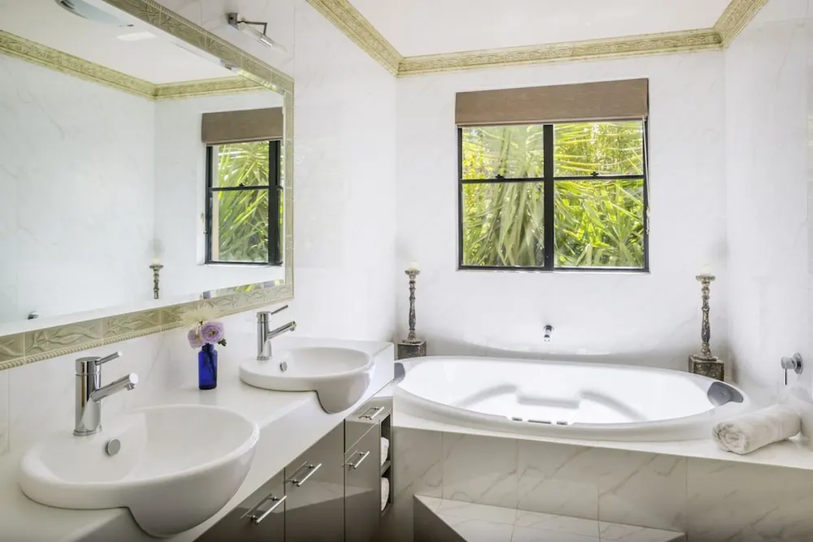 Barossa Shiraz Estate