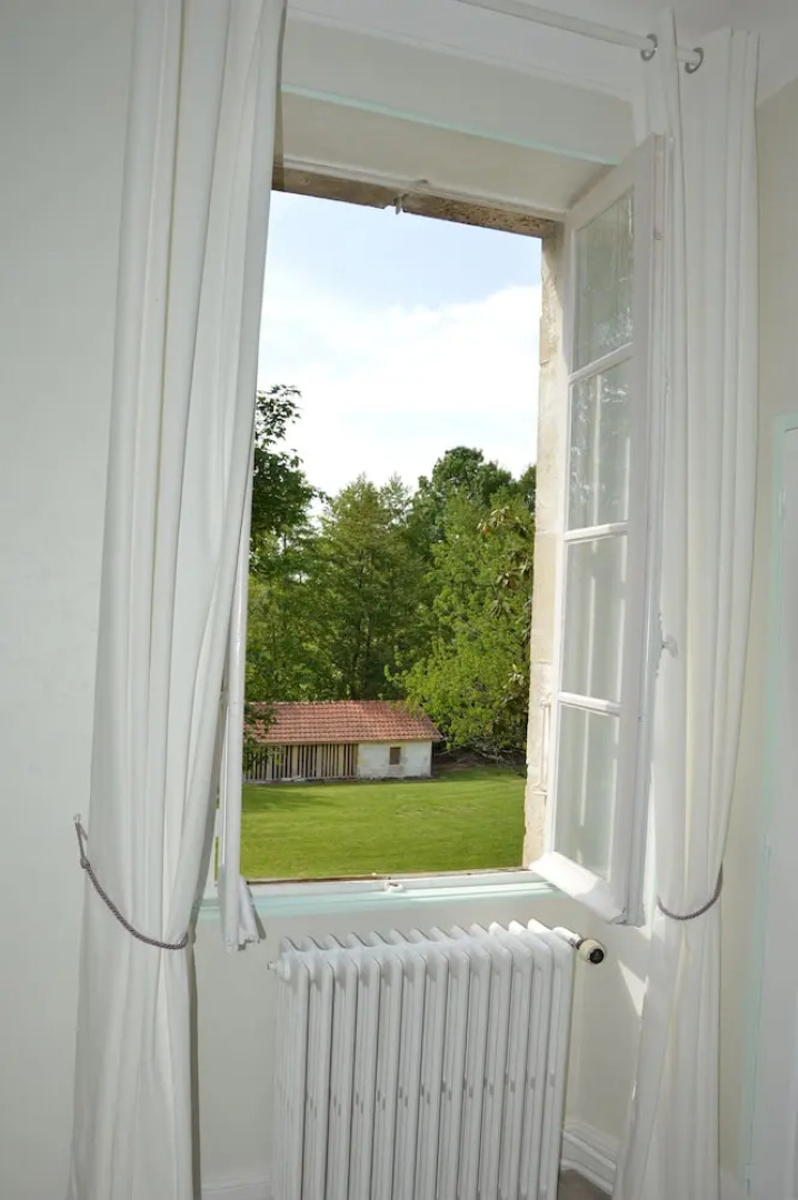 Le Logis Des Bessons