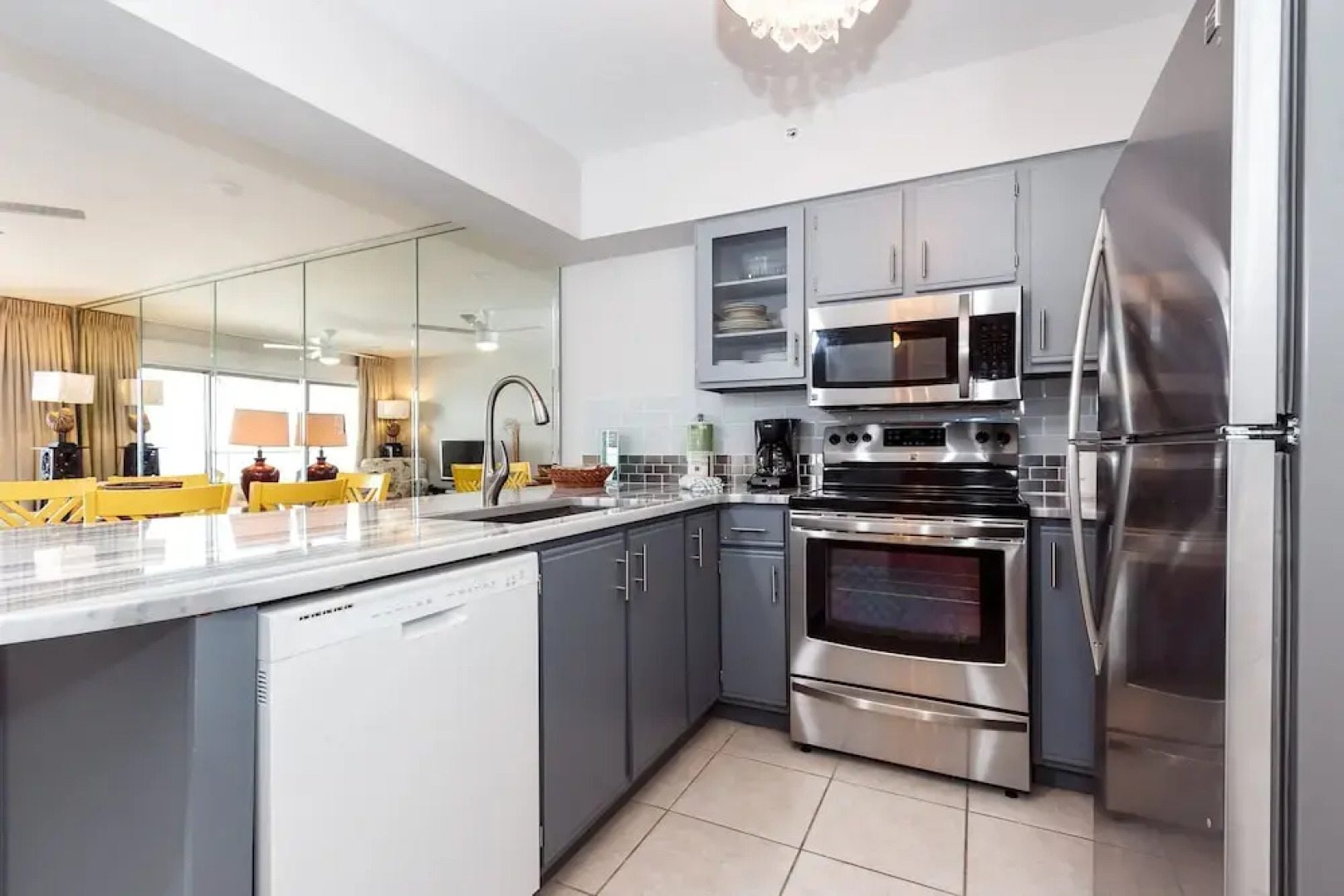 Emerald Twrs West 5006 by Brooks and Shorey Resorts