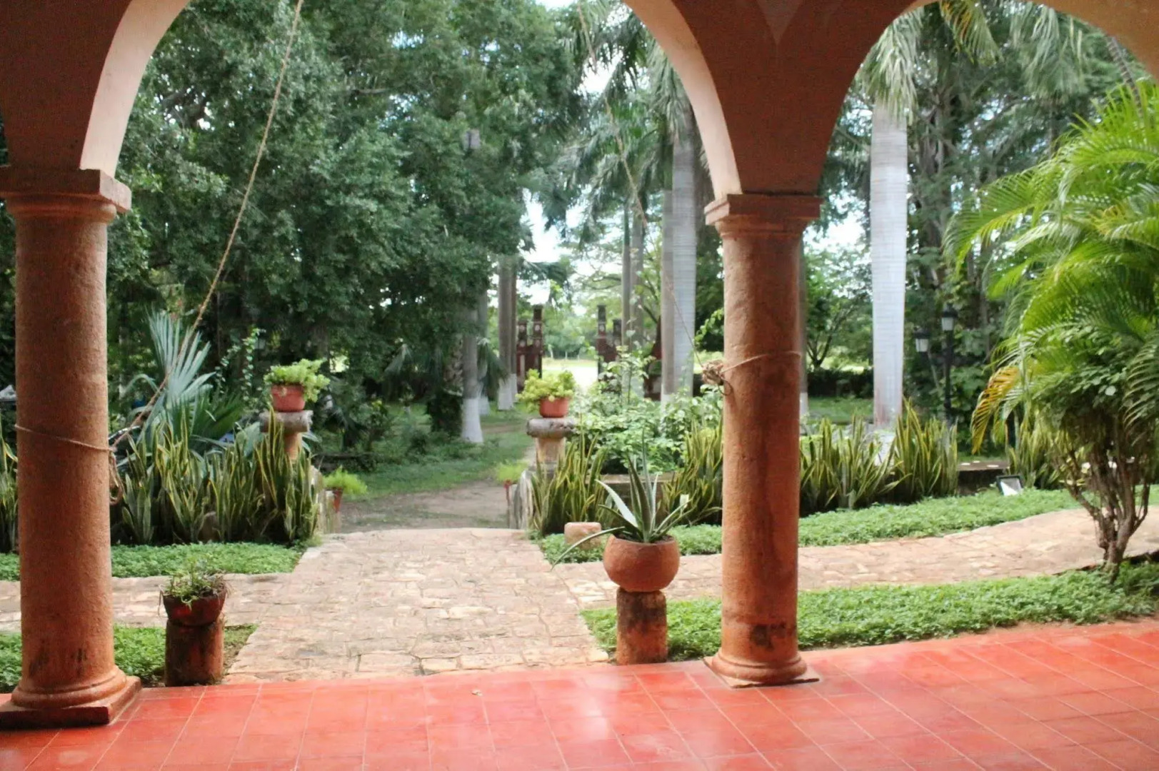 Hacienda Blanca Flor