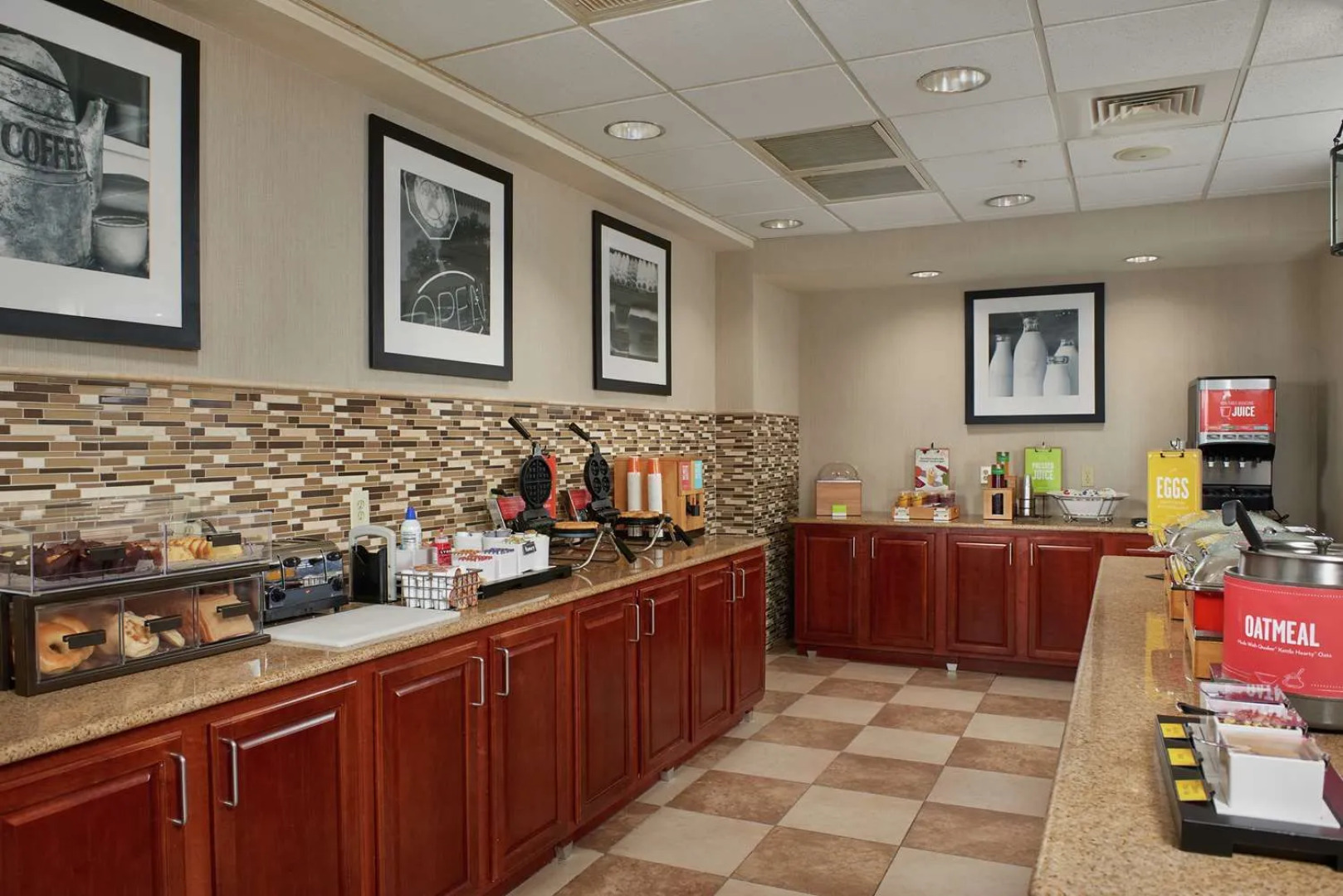 Hampton Inn & Suites Phoenix-Surprise