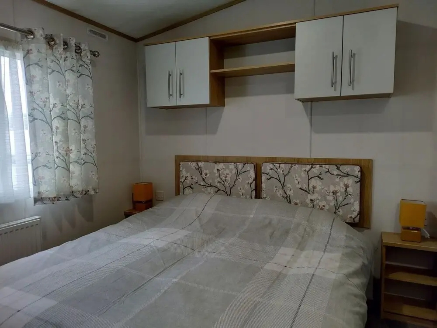 Modern 2 Bed Caravan in Forfar, Scotlan