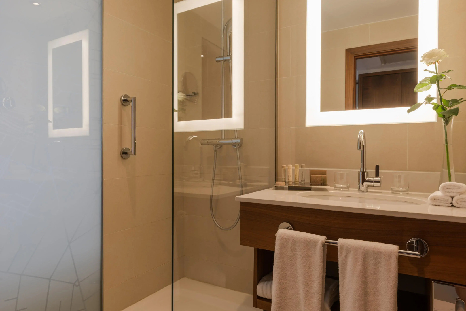 Mövenpick Hotel Paris Neuilly