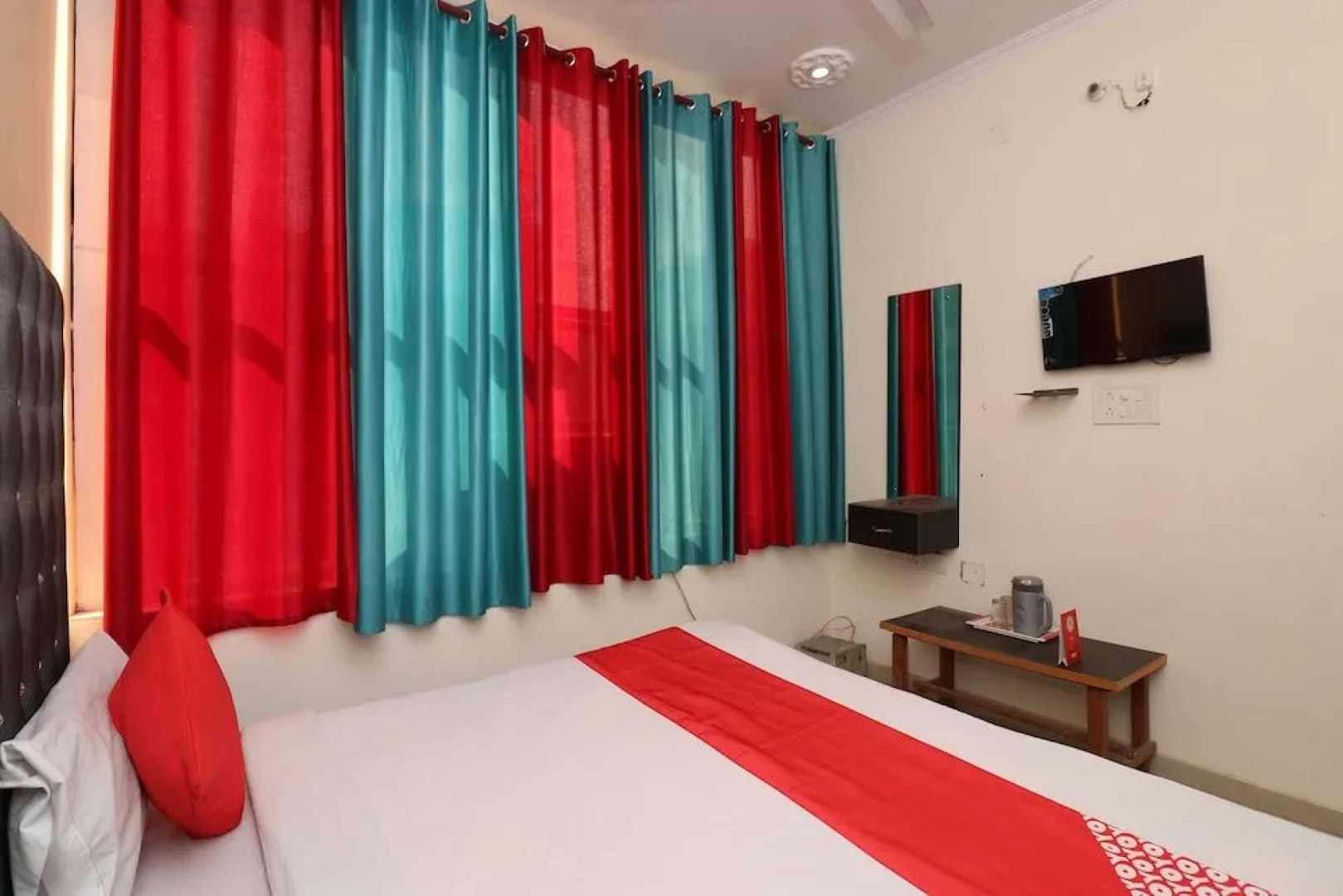 OYO 26730 Grandstay