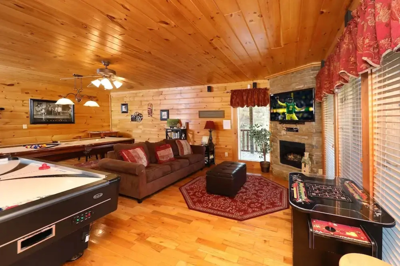 Blessed Nest - Four Bedroom Cabin