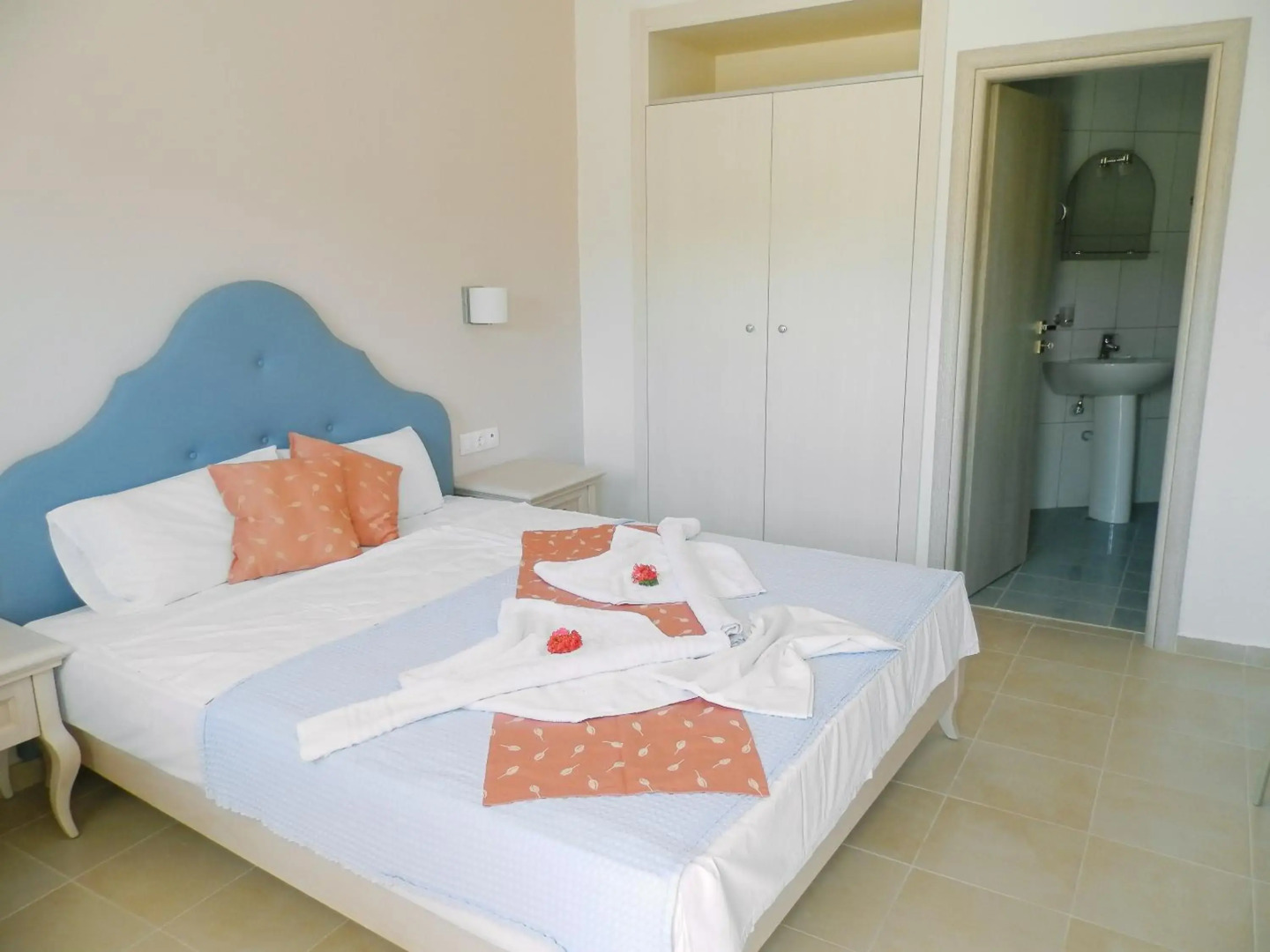 Ormos Atalia Aparthotel