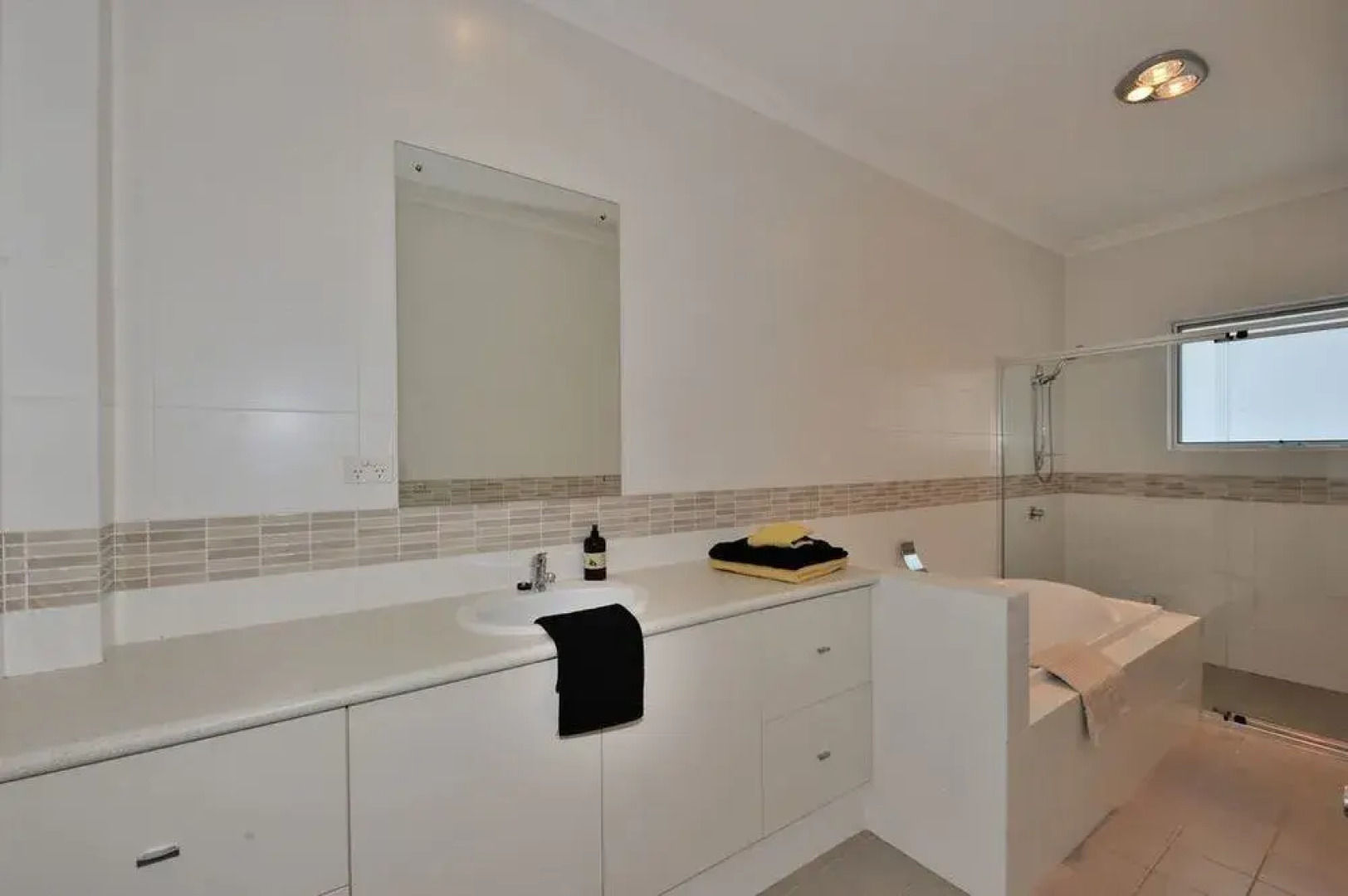 Amawind Rockingham Apartments