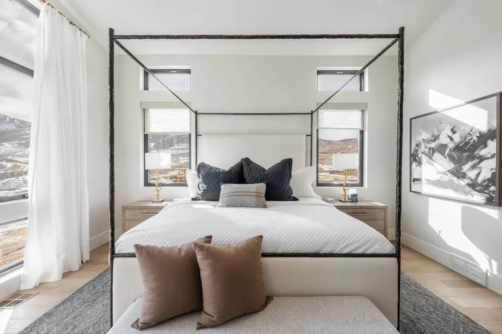 Amanti Lago by Luxury Mountain