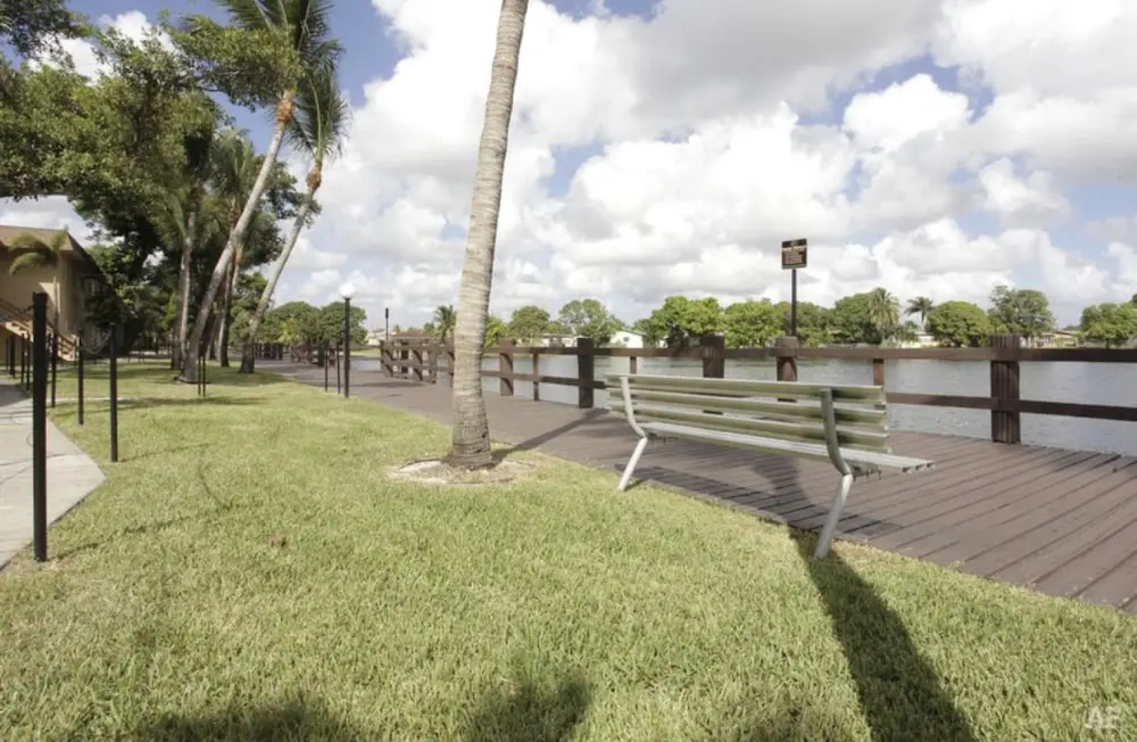 Lauderdale Lakes Getaway