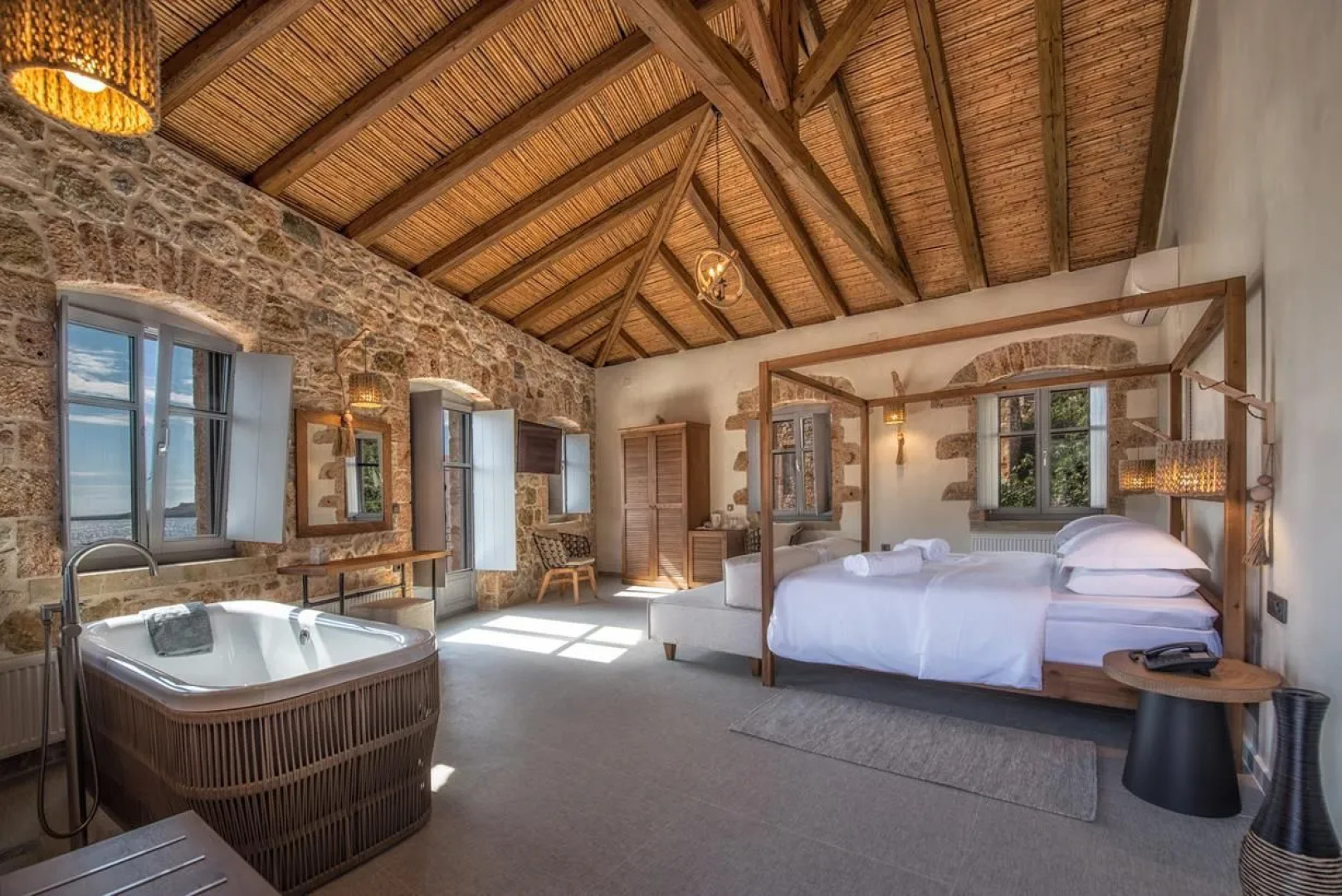 Ippola Boutique Hotel