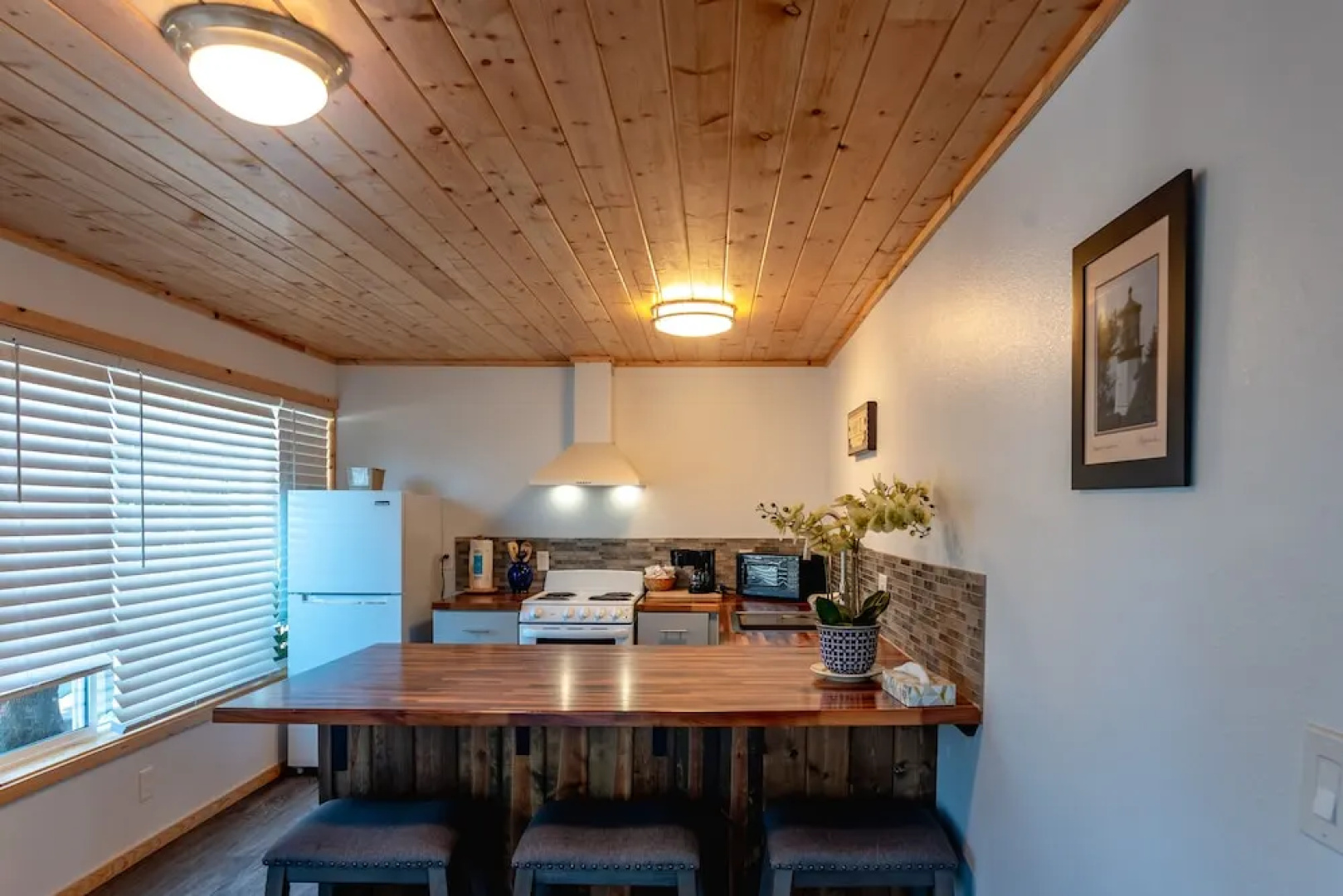 Terimore Bayfront Inn