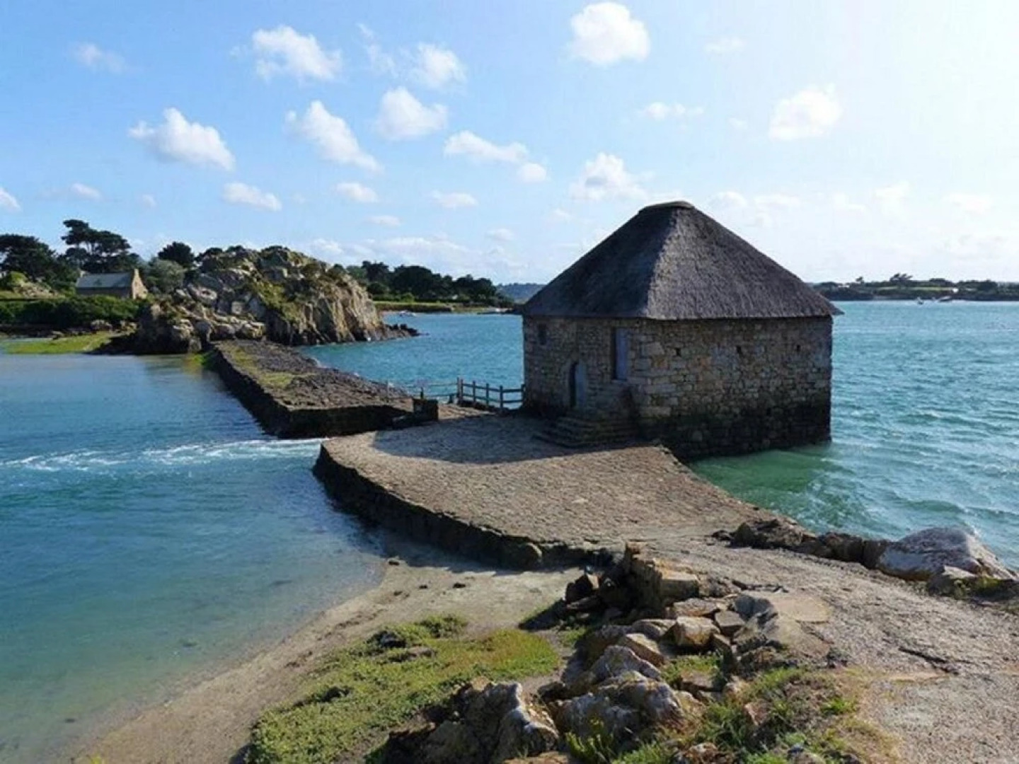 House With 3 Bedrooms in Pléhédel, With Enclosed Garden and Wifi - 5 k