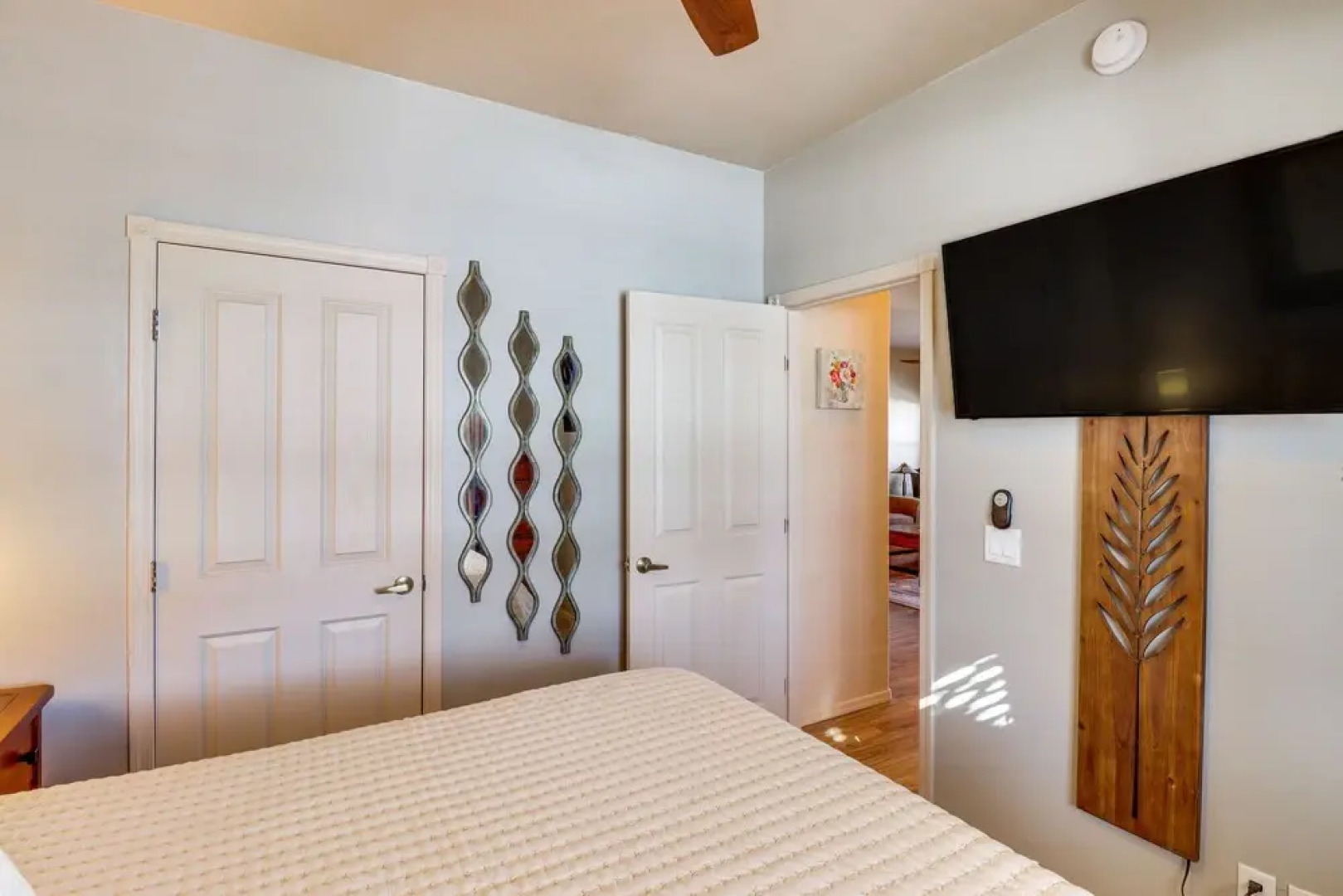 Pet-friendly Overgaard Condo: Porch & Lake Access