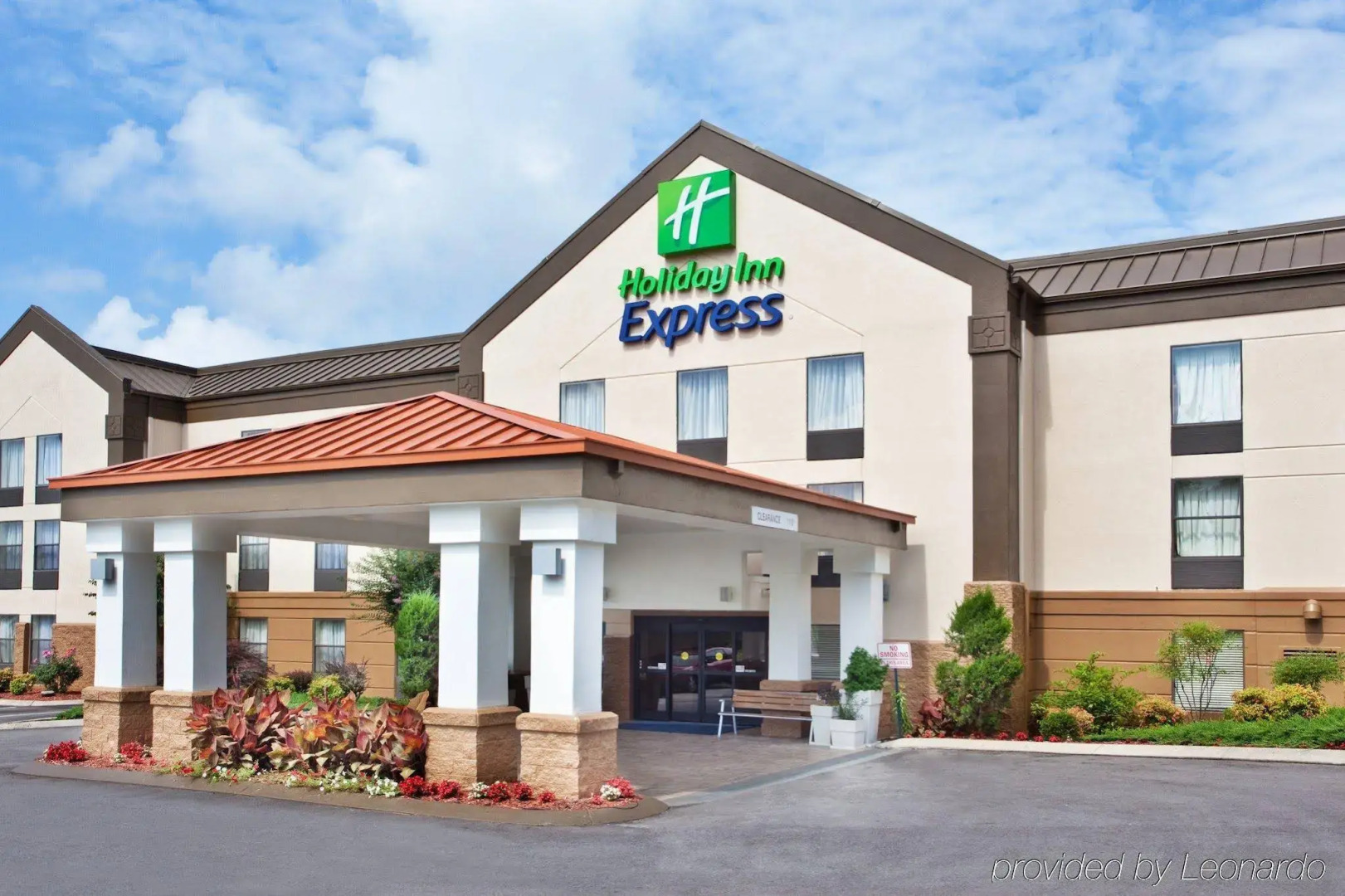 Holiday Inn Express & Suites Kimball by IHG