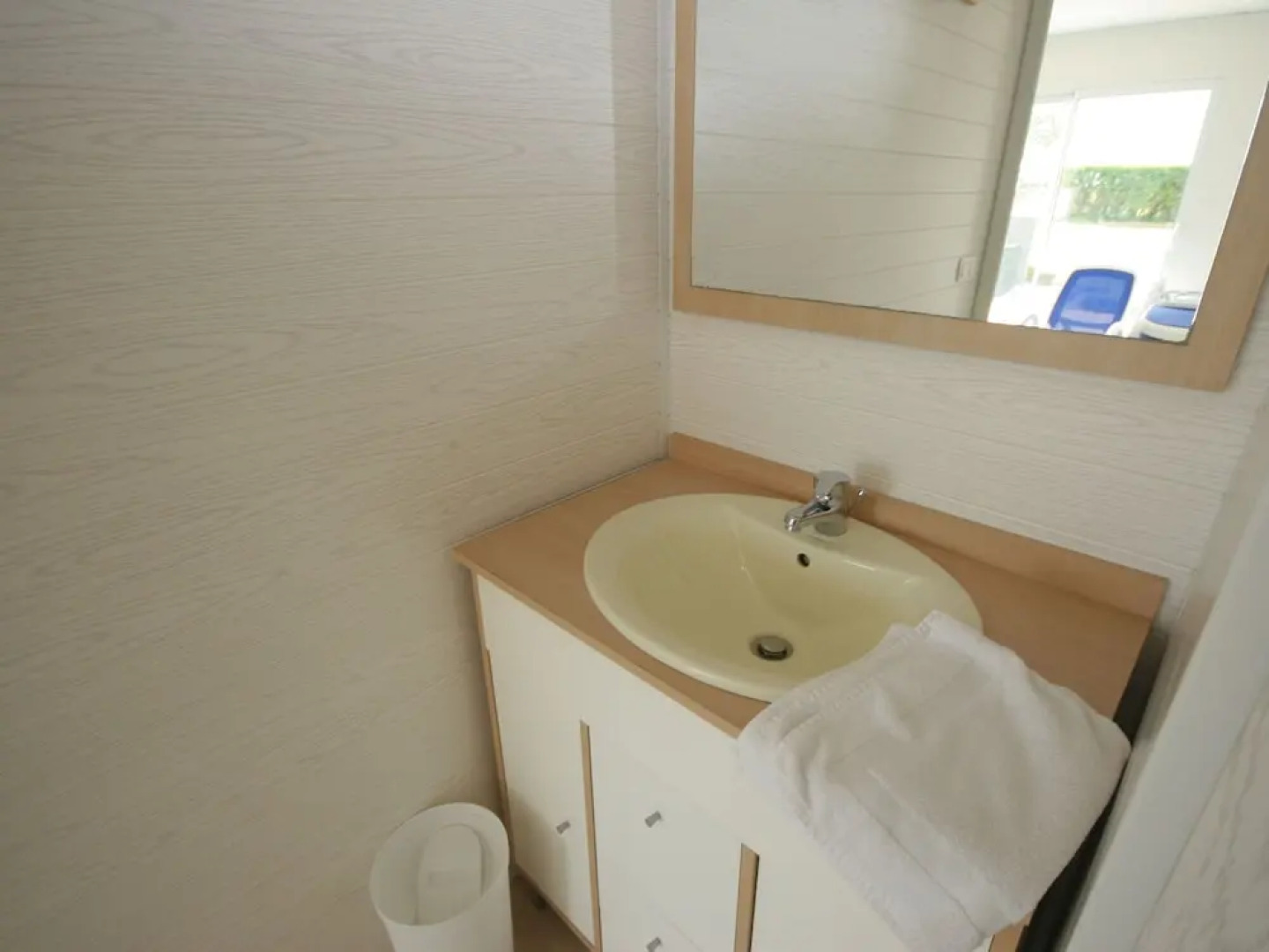 Villa With Indoor Heated Pool and Jacuzzi, Only 1.5 km of Beach and sea