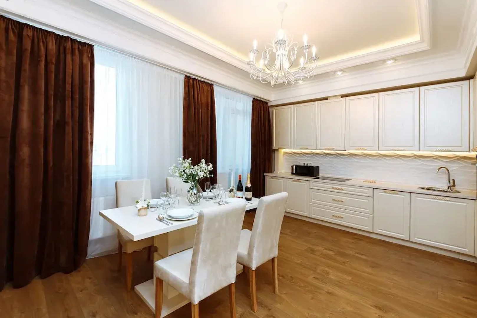 Отель Homestay Apartments