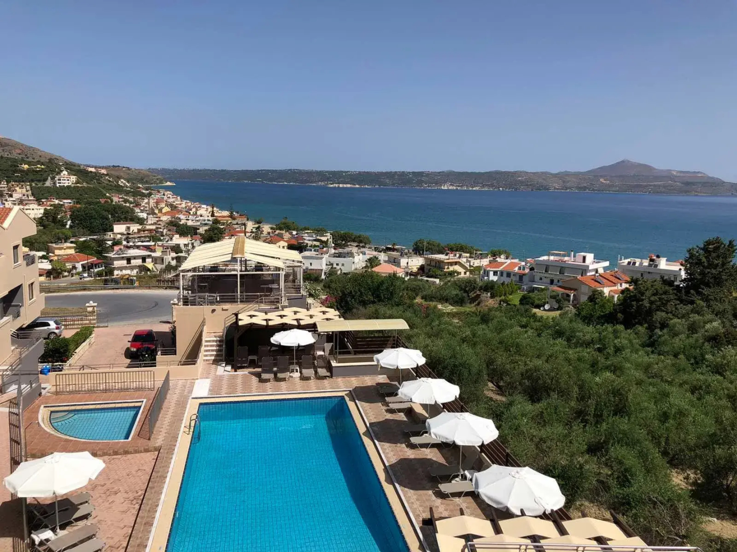 Sunrise Suites