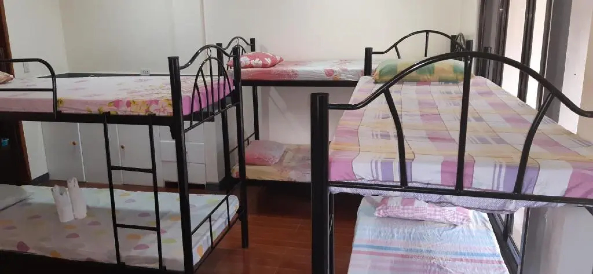 Screaming Gecko Hostel Air-Con