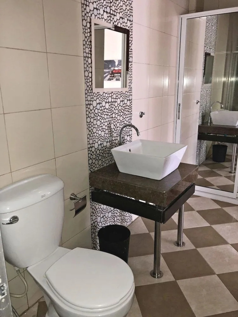 Quezon Premier Hotel - Candelaria