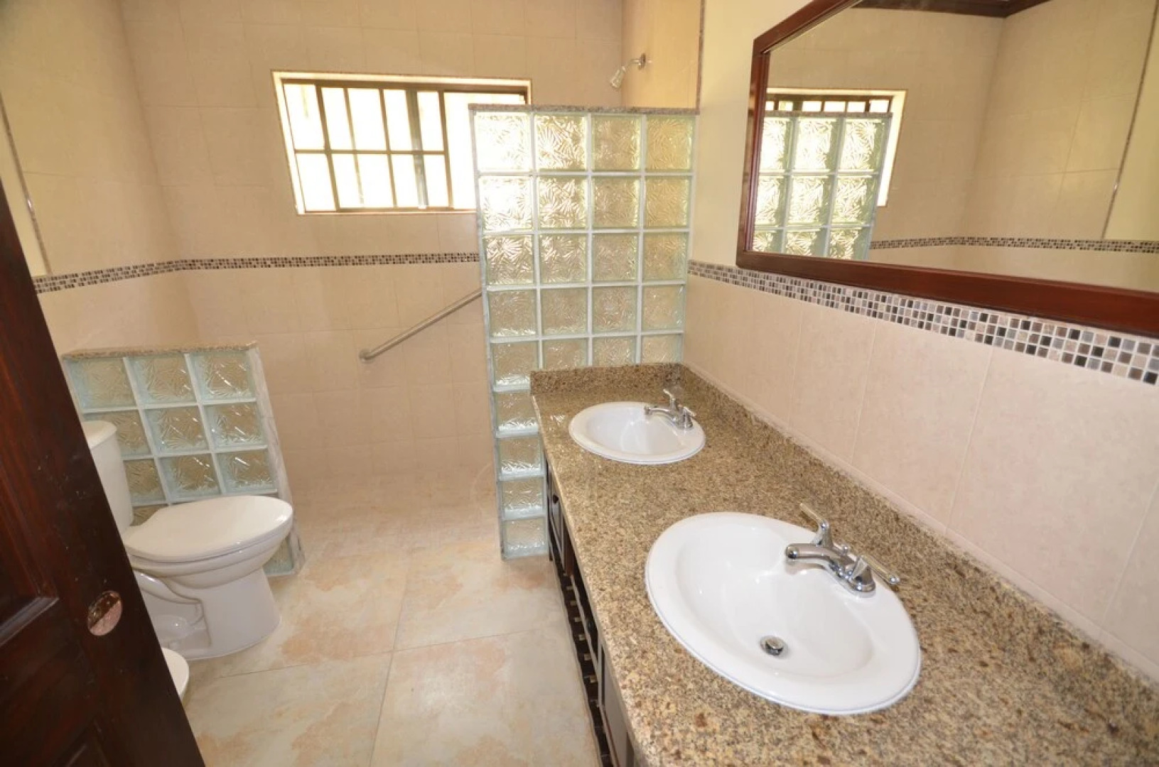 Dukes Hideaway, Silver Sands 6BR