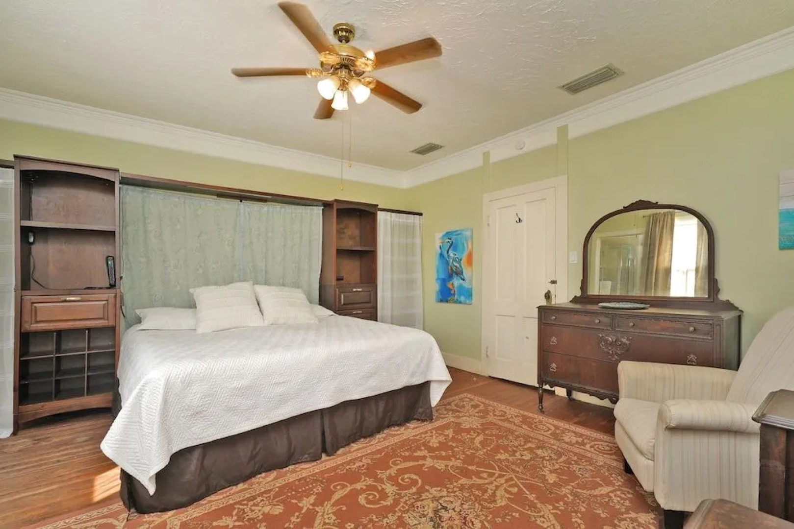 The Wayward Traveler's Inn