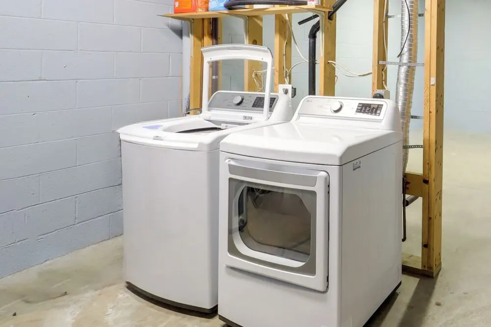 Dog-friendly Blowing Rock Chalet w/ Stunning Views