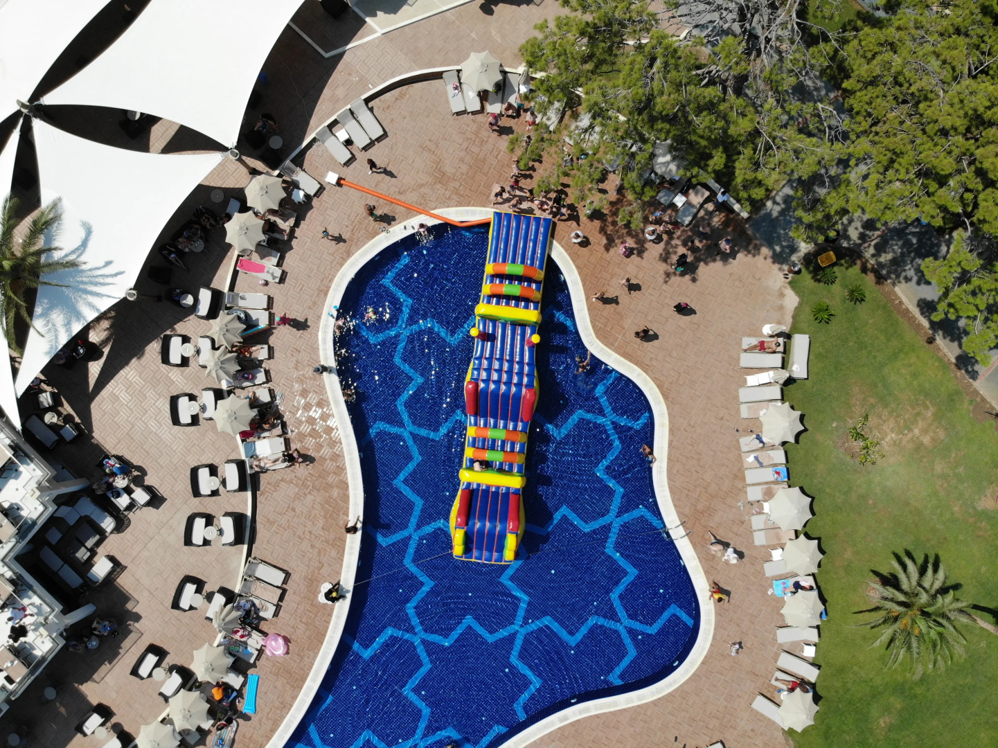 Long Beach Club Nature