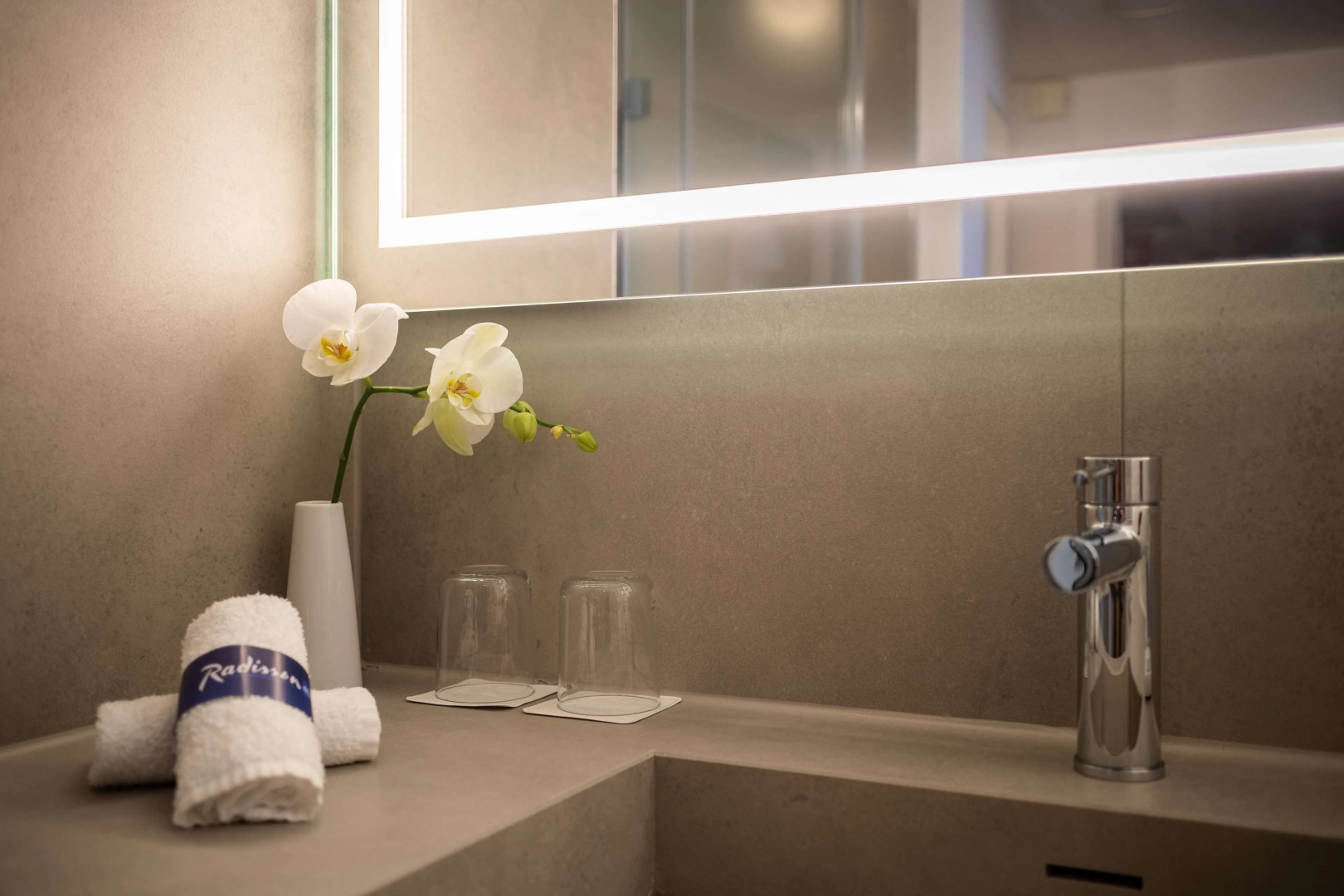 Отель NYX Erfurt by Leonardo Hotels