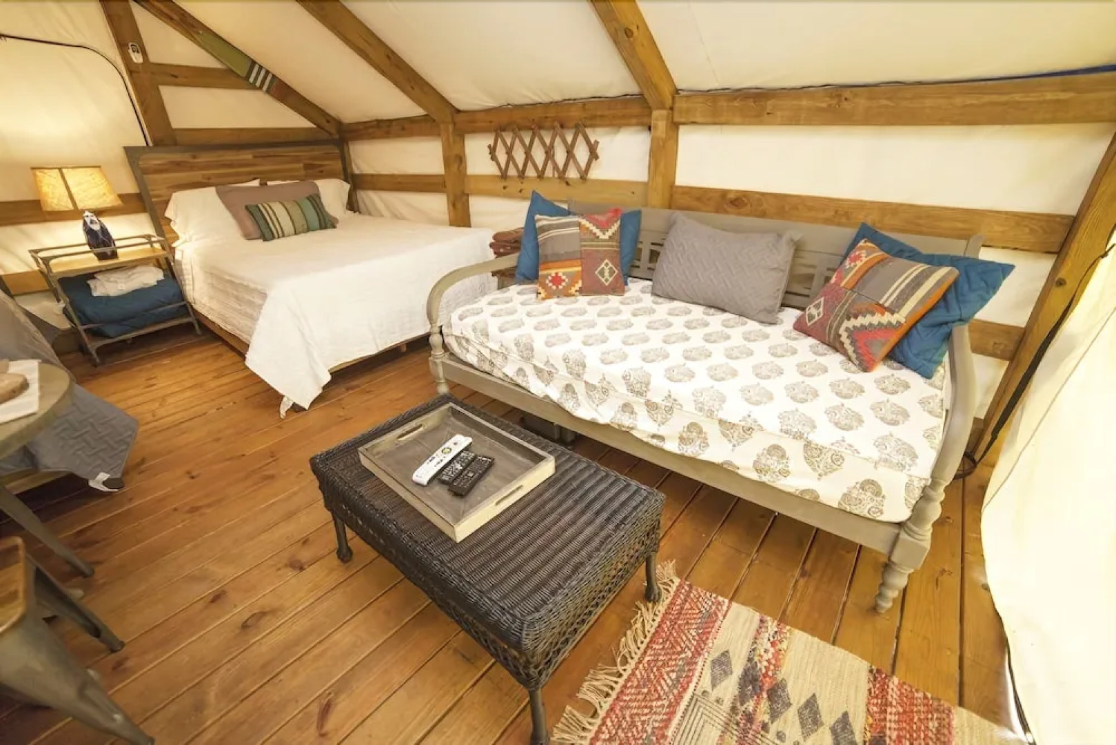 Geronimo Creek Retreat Glamping Cabin #2 - Campsite