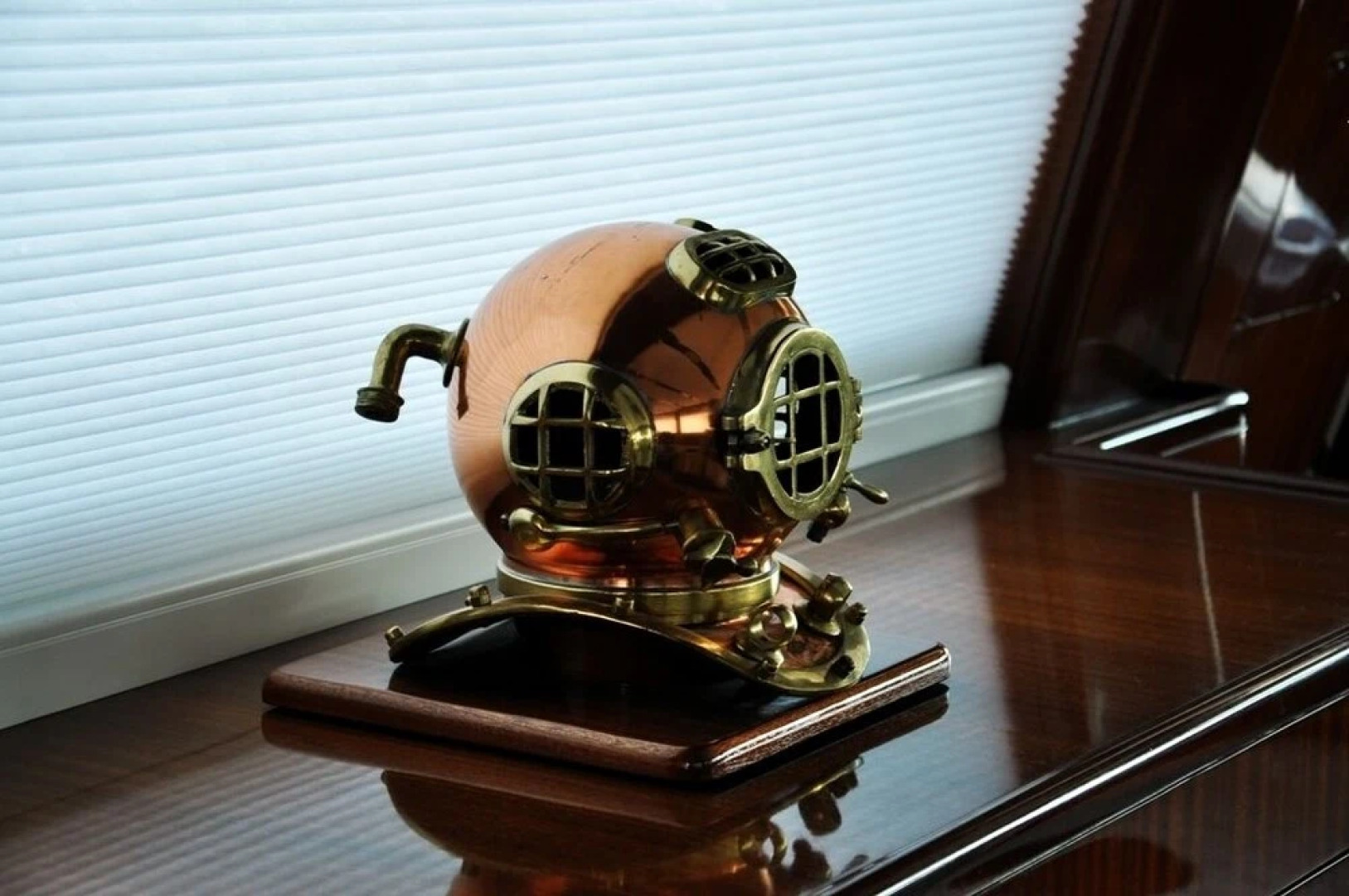 Sailing Yacht Glorious