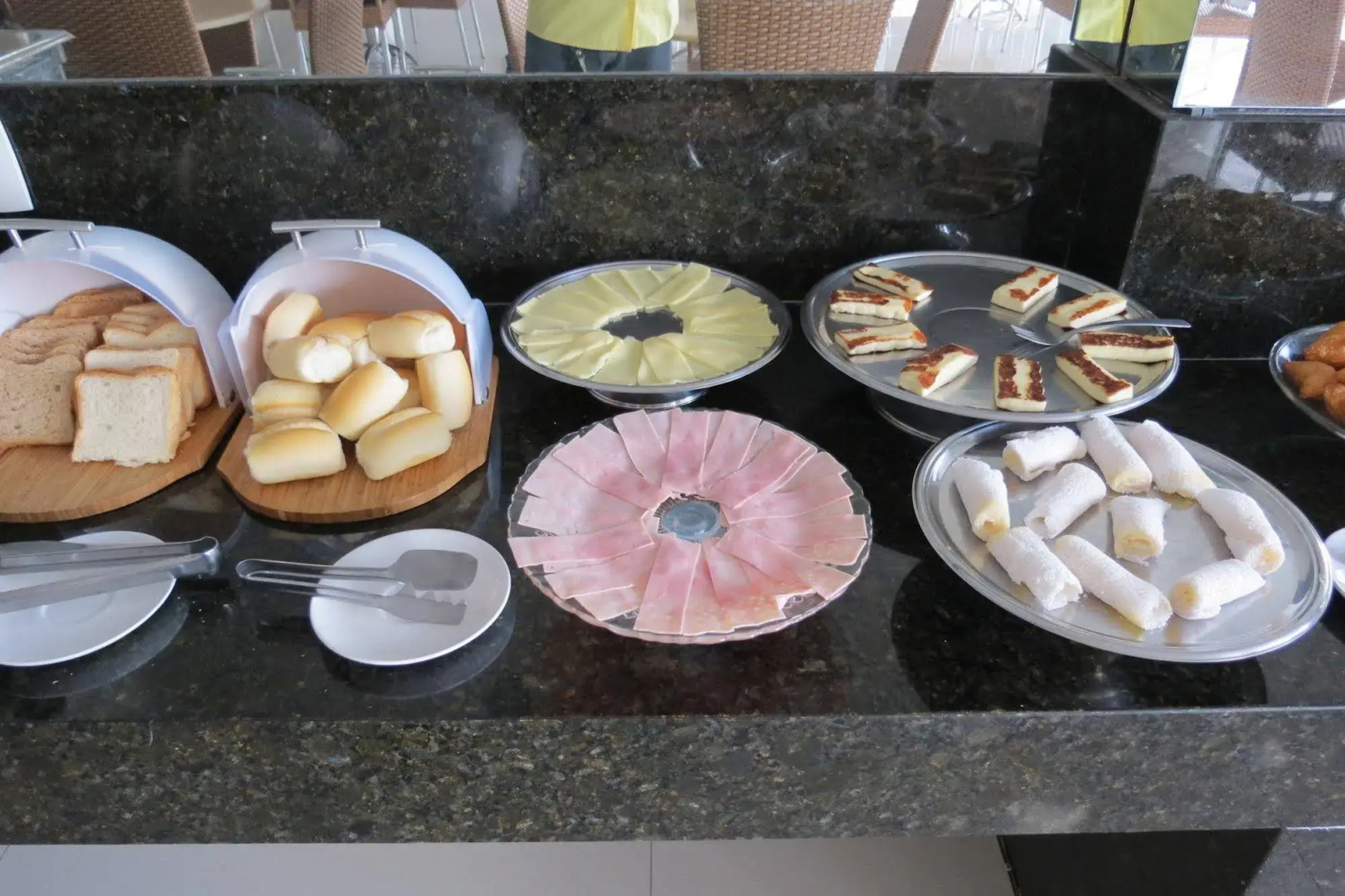 Las Brisas Beach Hotel