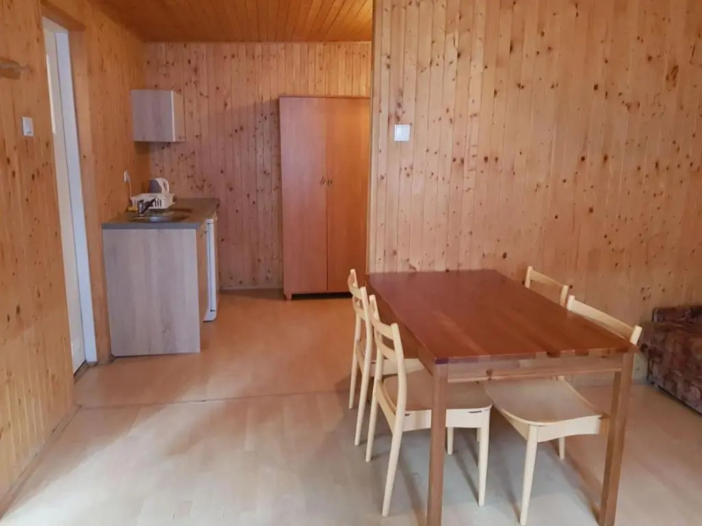 O.W. Krakus II - Domki i Pokoje