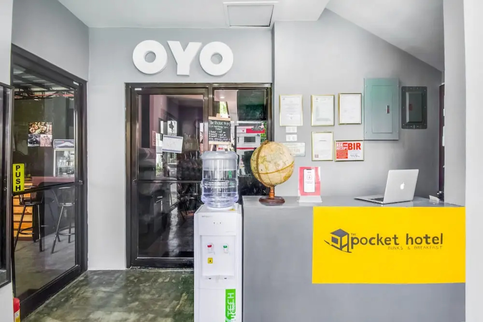 Super OYO 495 The Pocket Hotel