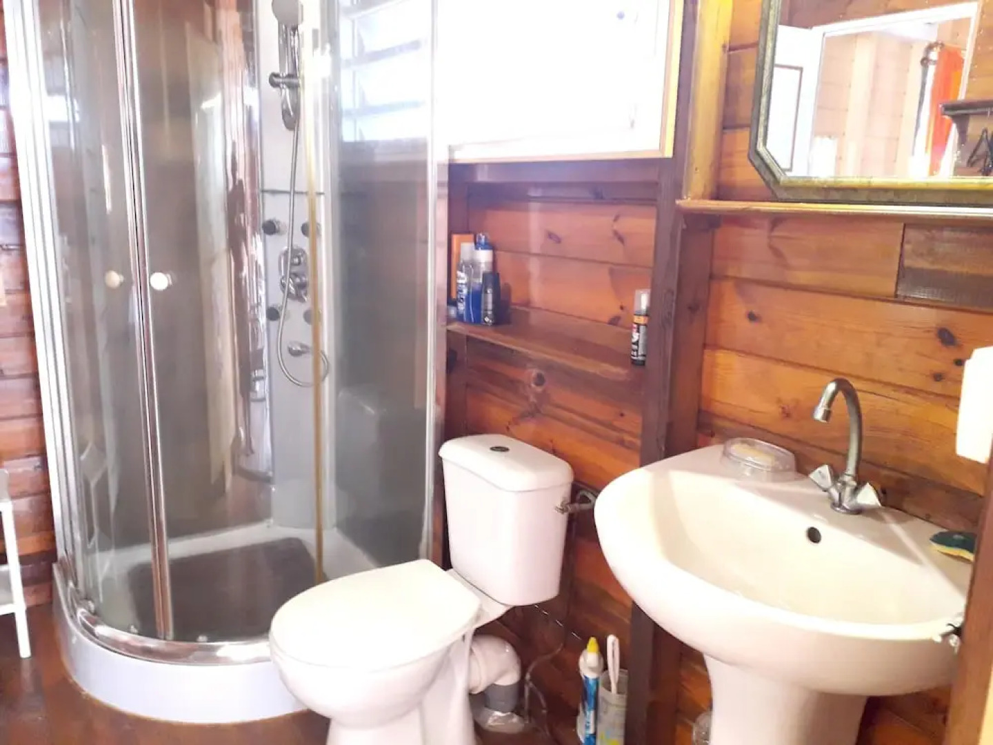 Chalet With one Bedroom in Le Moule, With Furnished Terrace and Wifi -