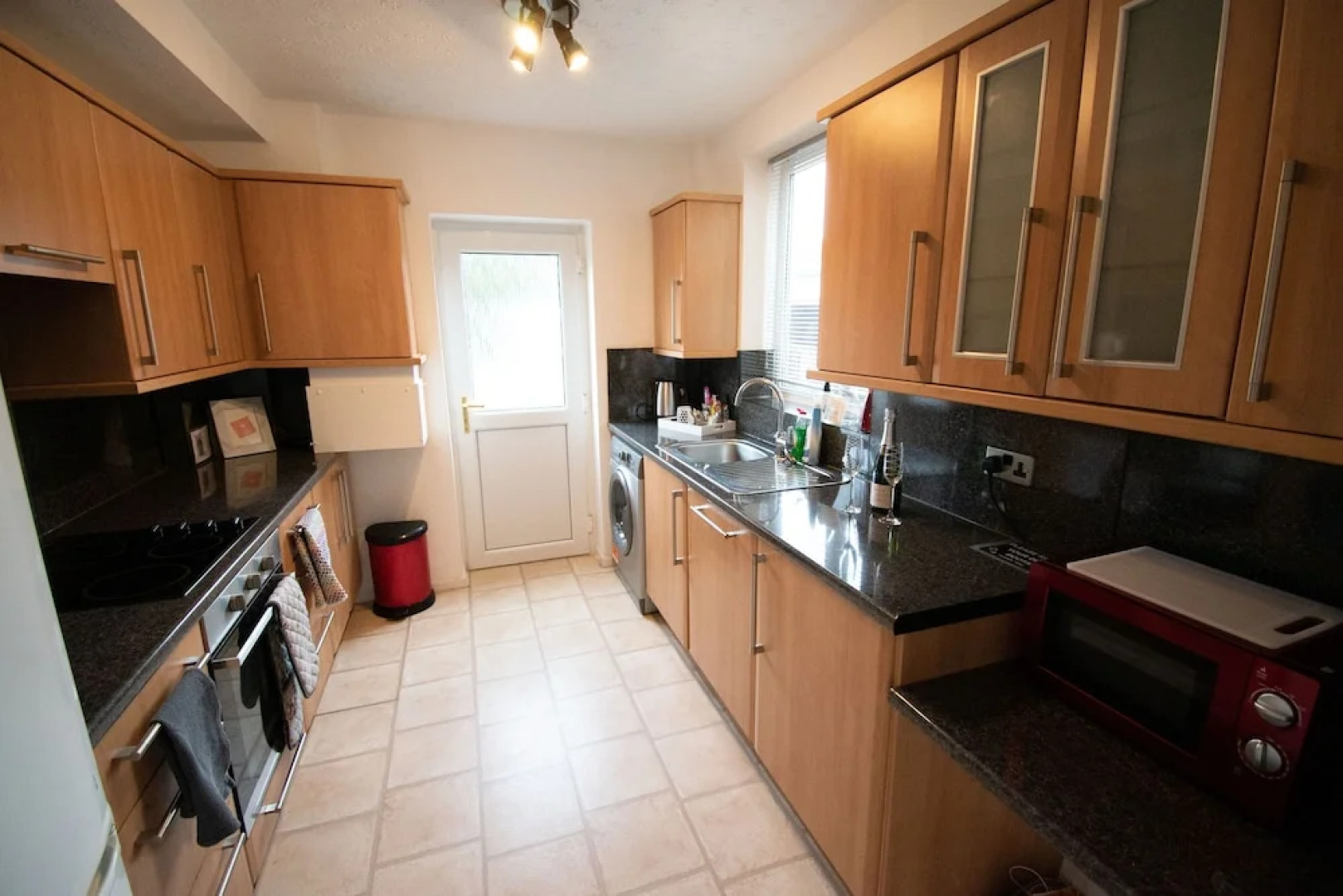 Ideal Lodgings in Whitefield