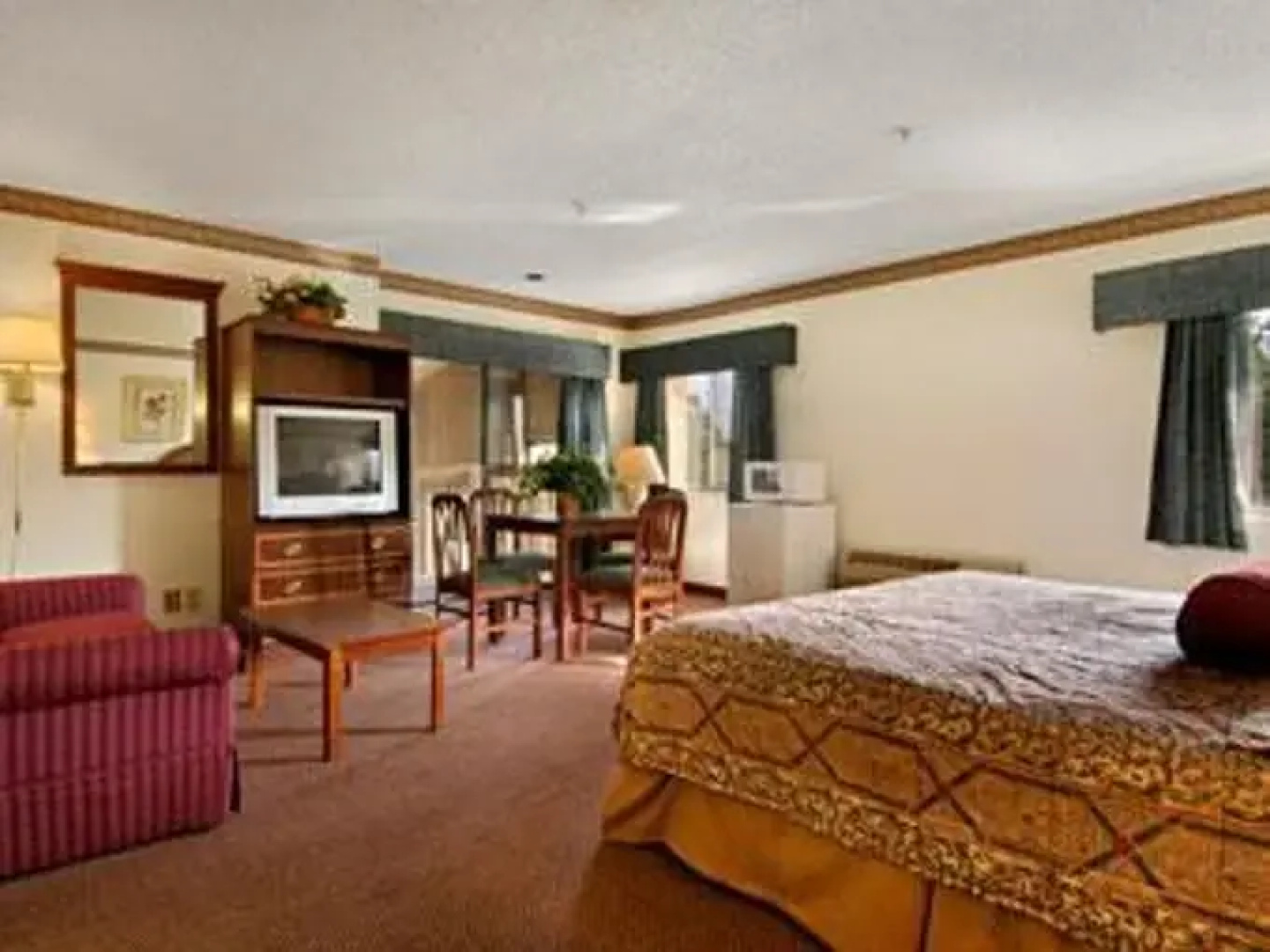 Baymont Inn and Suites Smyrna