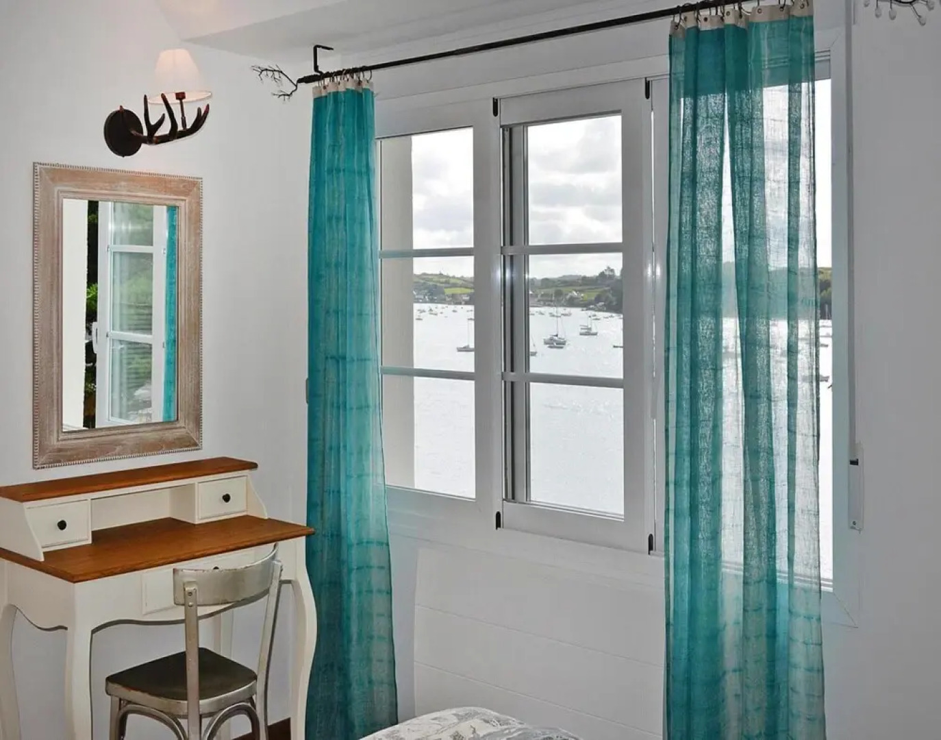 Pretty Breton Holiday Home in a top Location