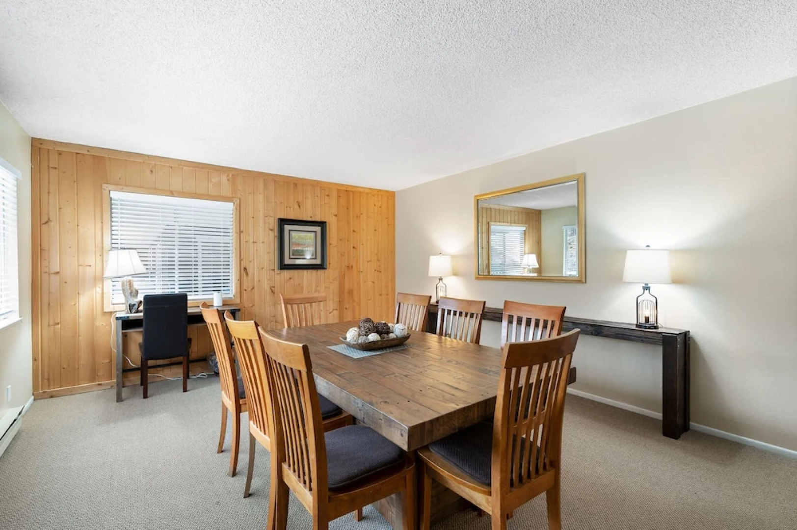 Indian Creek Lodge