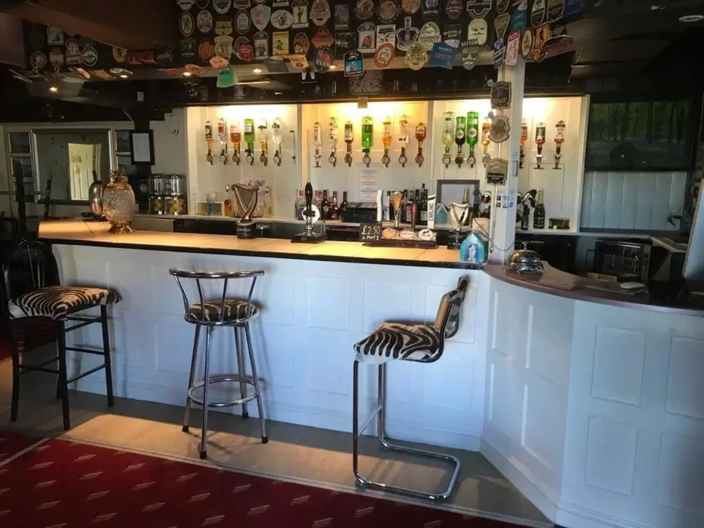 Crown Lodge Bed & Breakfast