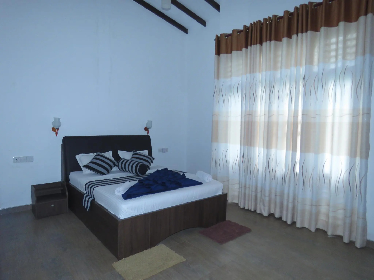 Shadow Inn Guest House