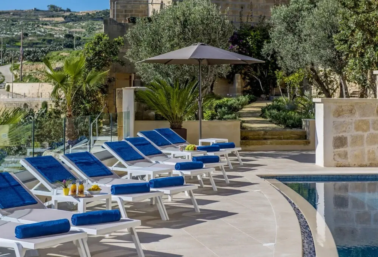 Viewpoint Boutique Living