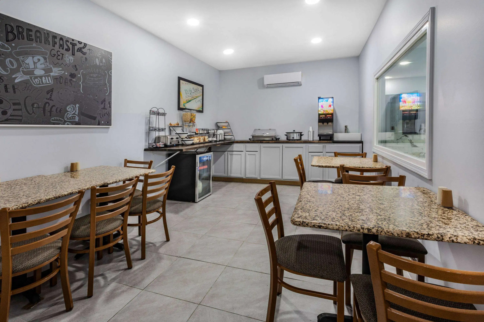 AmericInn by Wyndham Quincy